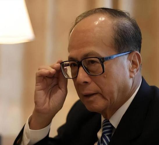 面对官方三次警告，李嘉诚依旧不予理睬，国家终于采取行动
