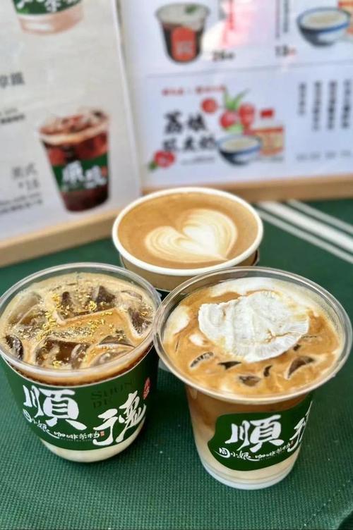百款潮饮美食惊现世纪莲！佛山50公里徒步美食茶咖节，胃你而来→