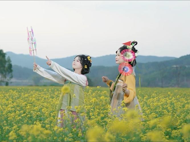 【秦巴画卷 灵秀茶乡】汉服雅韵绘就西乡油菜花海春日盛景
