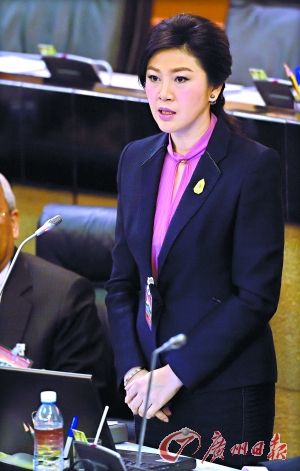帮了中国的美女总理，遭反对派弹劾当天，解放军送去一份贵重大礼
