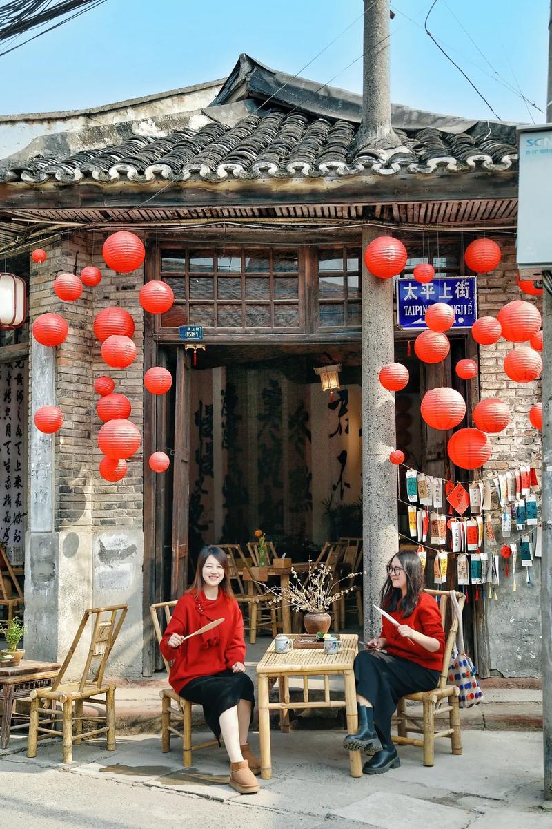 坐地铁耍成都，今天来逛新津太平老街