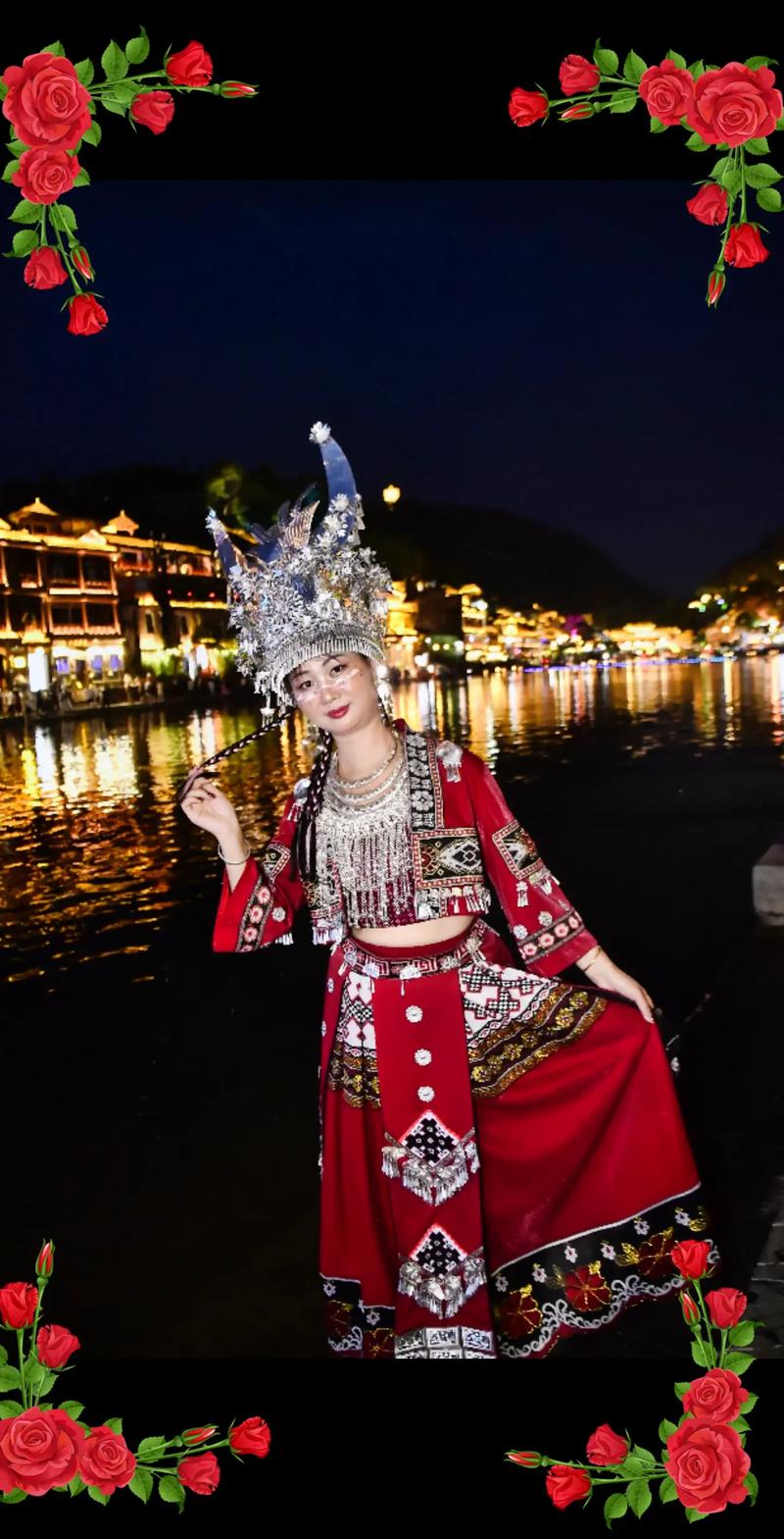 夜游古城，惊艳的民族服饰