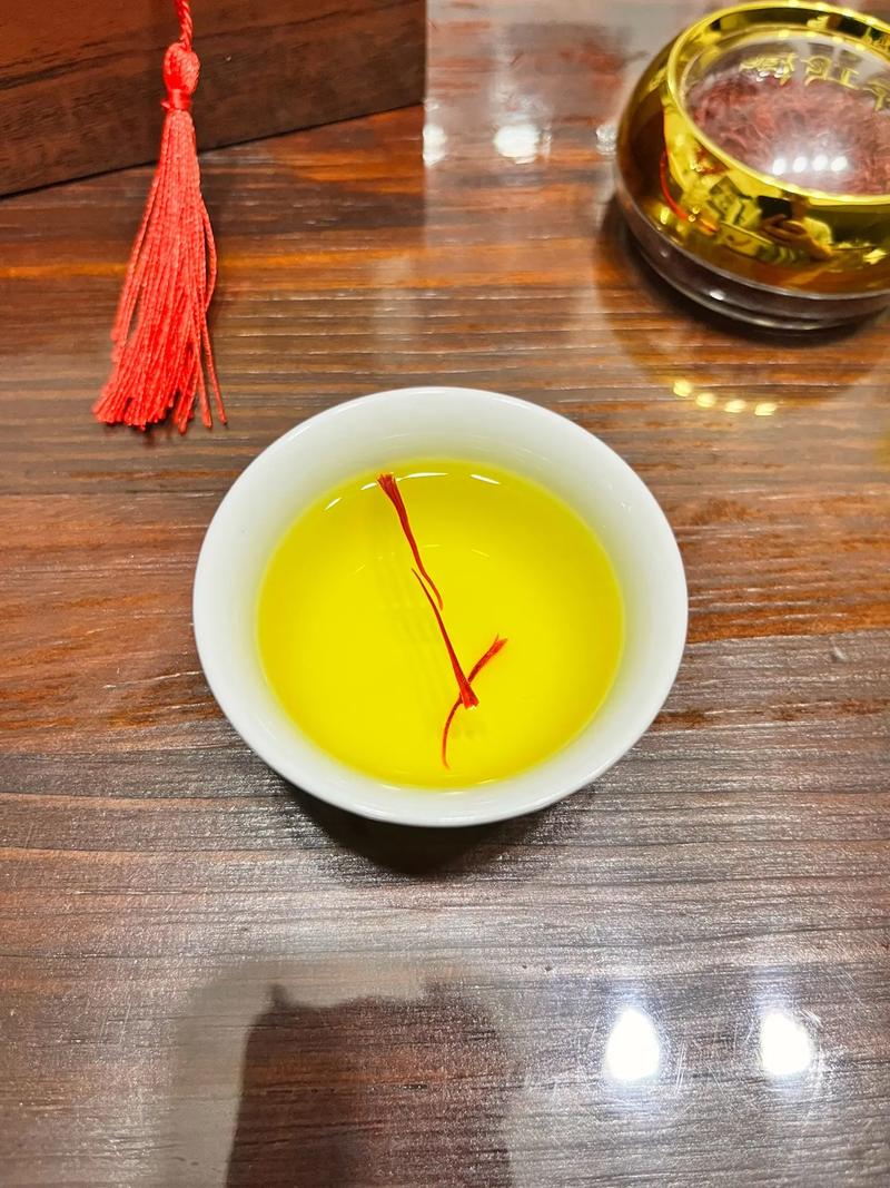 一女子爱喝藏红花茶，3年后体检，医生纳闷：平时都干啥了
