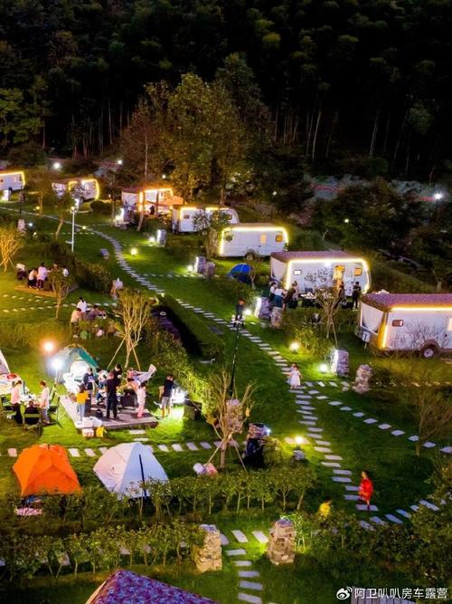 三月三嘿撩撩啰 正规房车营地搭建#露营 帐篷部落 房车营地