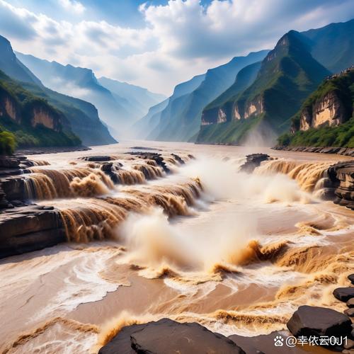 静谧河岸，波光粼粼，自然之美尽收眼底。黄河之水