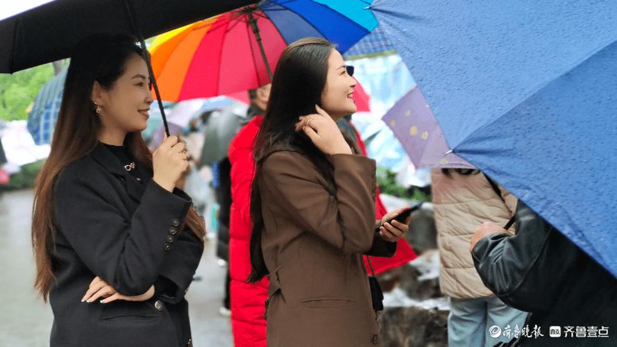 果然视频|三月三千佛山相亲大会开幕即高潮，大批帅哥美女都来了