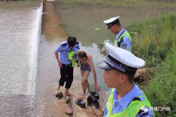 太痛心了！男子洗浴后返工地遇车祸截瘫，获赔300余万引热议!