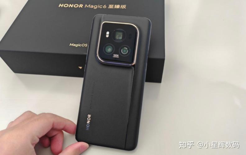 荣耀旗舰突然变香了，16GB 1TB突降1081元，还有双向北斗卫星消息