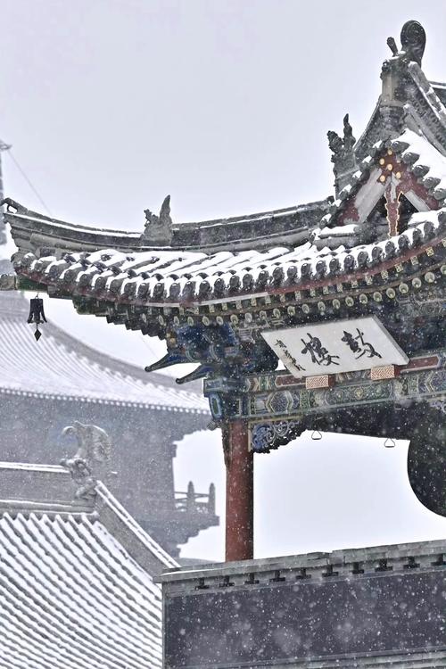 山西大同4月下雪了，超大的雪，你联想到了什么？
