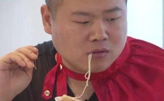 在岳云鹏开的面馆吃碗面，这个价格大家能接受吗！