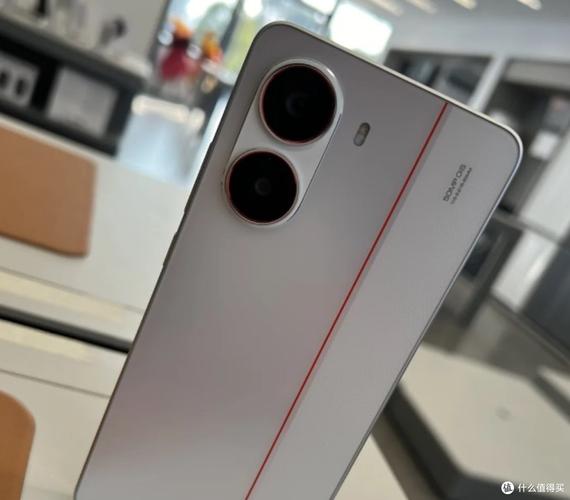 7550mAh 7.98mm！刚官宣的红米Turbo4 Pro，4月24日发布