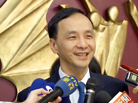 国民党多位大咖齐聚凯道，朱立伦能否连任在此一役！