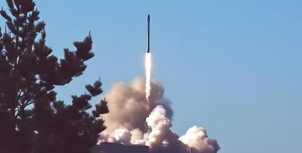 打起来了，巴铁向印军猛烈开火，巴铁有多少中国武器：能不能打赢