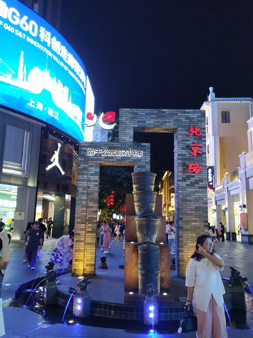 实拍广州北京路步行街，如果不是亲眼看到，这画面你敢相信呢？